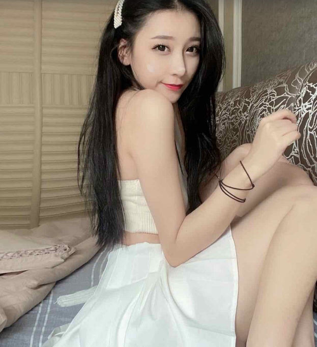 兼职学生妹 b嫩c水多 乳交 口爆技术一流操出白浆